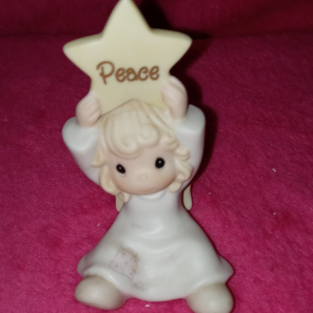 Vintage Precious Moments "Peace Star"